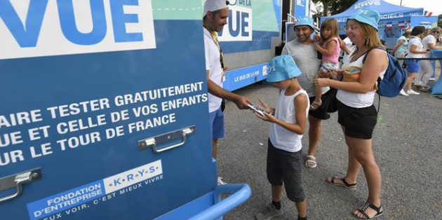 Krys contrôle la vue et l&rsquo;audition du Tour de France